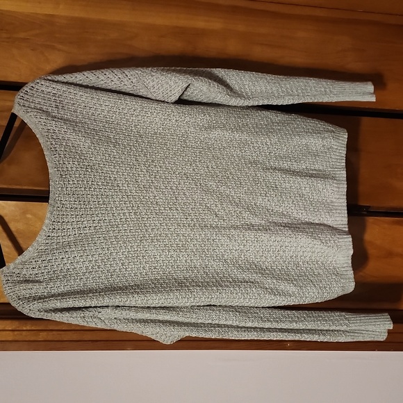 American Eagle Sweater - Picture 3 of 3